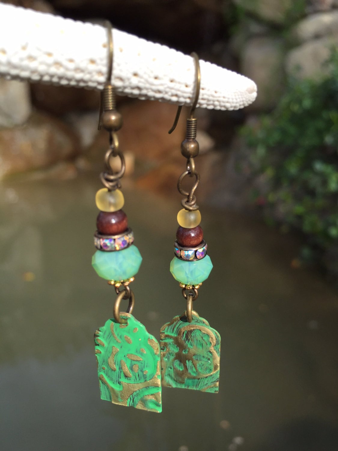 Messing Geprägte Ohrringe von MyGoodVibes