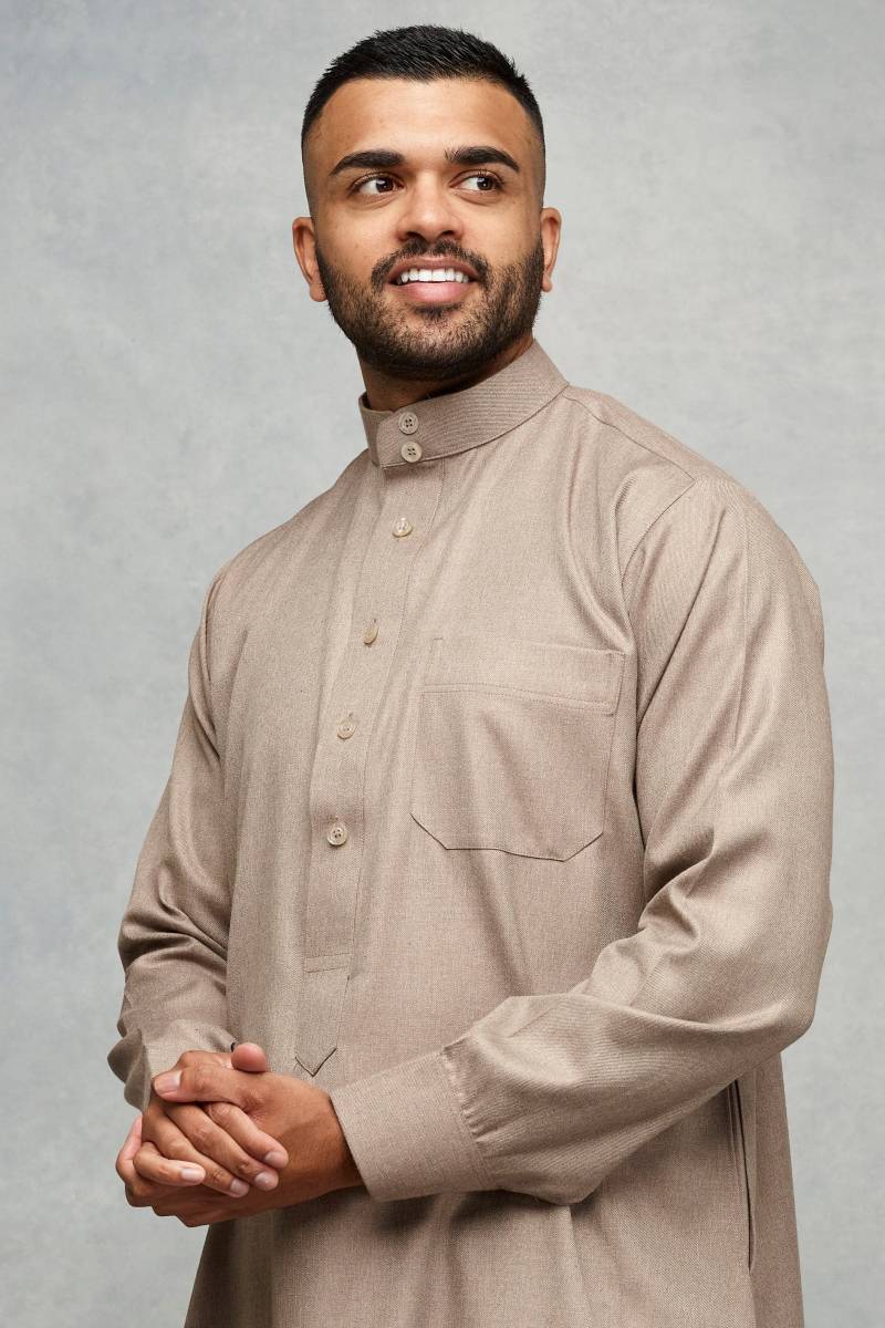 Jubbah Jubba Thobe Thoab Kaftan Kaudura Qamees Herren Saudi Winter Style Jubbah Jubba Thobe Thoab Kaftan Kaudura Qamees Herren Saudi Winter Style von MyHijabLondon