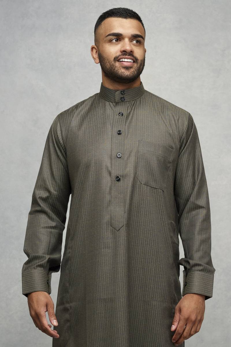 Jubbah Jubba Thobe Thoab Kaftan Kaudura Qamees Männer Saudi Schwerer Stoff | Ideal Für Den Winter Jubbah Jubba Thobe Thoab Kaftan Kaudura Qamees Männer Saudi Schwerer Stoff | Ideal Für Den Winter von MyHijabLondon