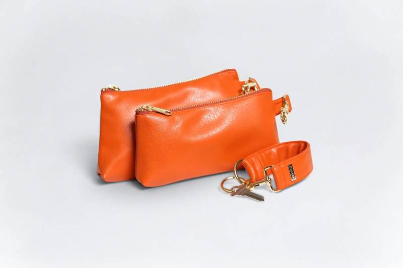 Veganes Leder-Armband-Set - Kaki, Hochwertiges Armbandgeschenk, Personalisierter Schlüsselanhänger, Frauenjubiläum, Urlaubsgeschenke von MyKEYPERStore