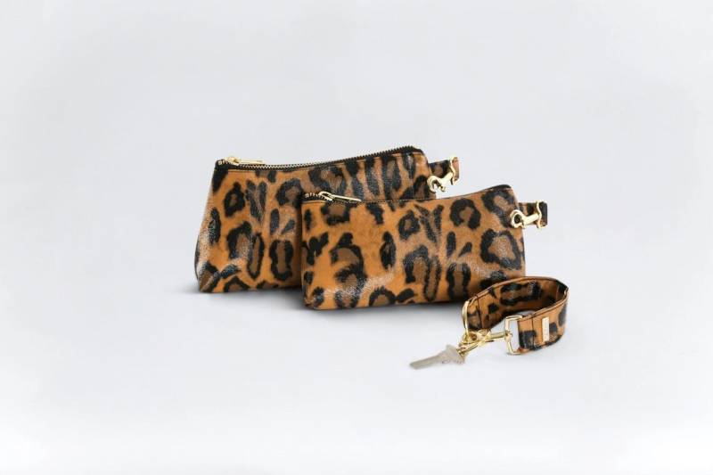 Veganes Leder-Armband-Set - Leopard, Hochwertige Armbandgeschenke, Personalisierter Schlüsselanhänger, Frauenjubiläum, Urlaubsgeschenke von MyKEYPERStore