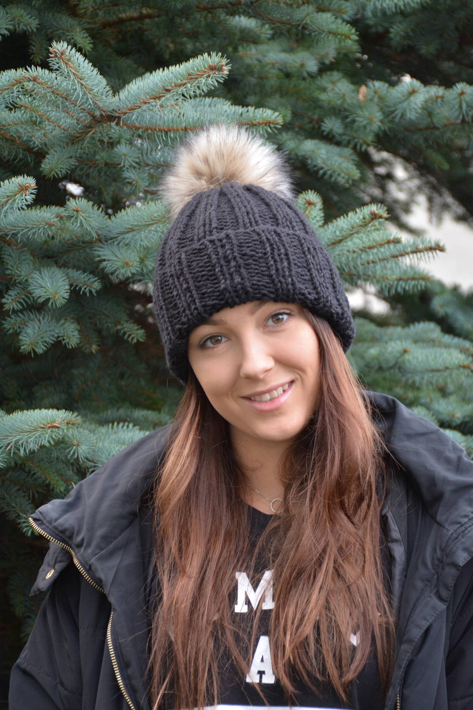 Hand-strickmütze Mit Faux Pelz Pom Alpaka Wolle Hut Chunky Beanie Mütze Gestrickt Damen Winter von MyKnitCroch