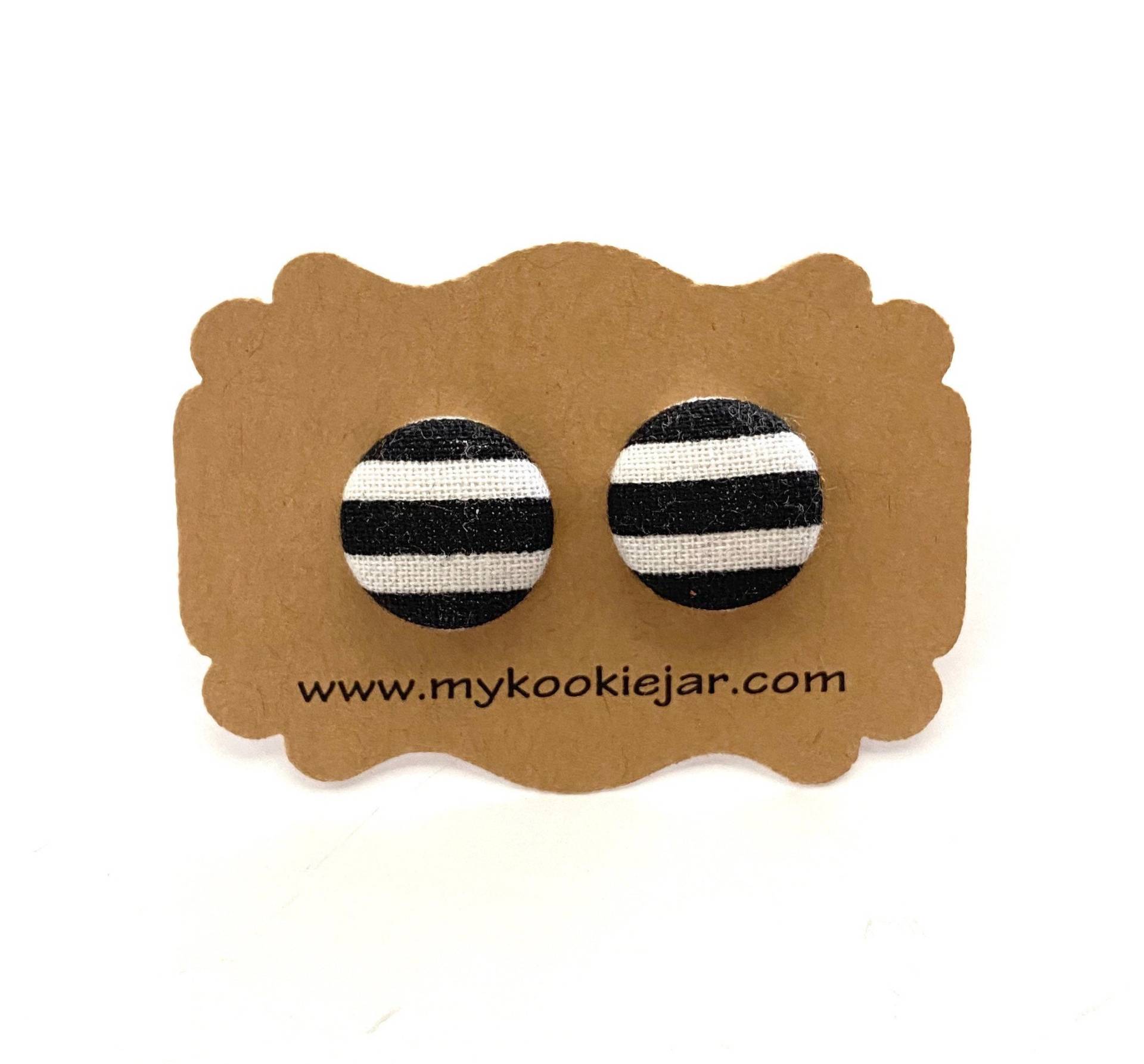 Monochrome Schwarz Weiß Ohrringe, Streifen Stoff Schmuck, Leichtgewicht, Hypoallergen, Mädchen Ohrringe von MyKookieJar