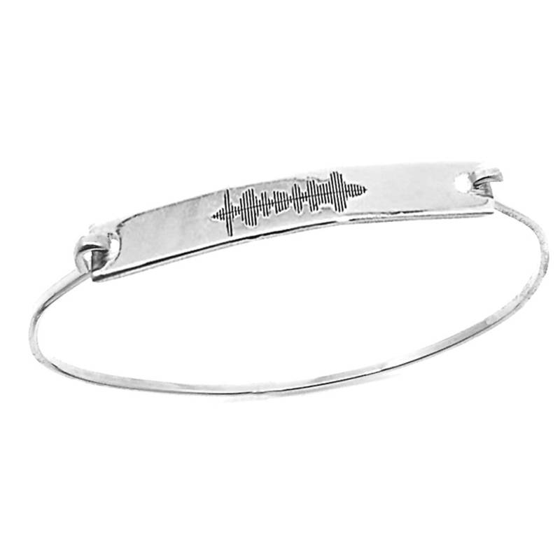 sterling Silber Platinierter Armreif Mit Eingraviertem Soundwave Auf Einem Anhänger 40x7mm Und Qrcode Eingraviert Der Rückseite von MyKosmima