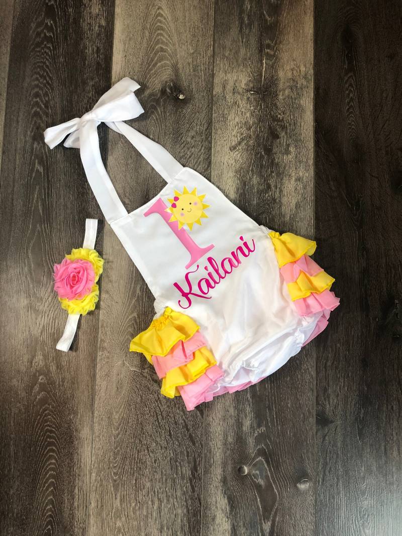 Du Bist Mein Sonnenschein 1.geburtstag Outfit - Strampler -Mein Thema von MyLiLPeanutDesigns