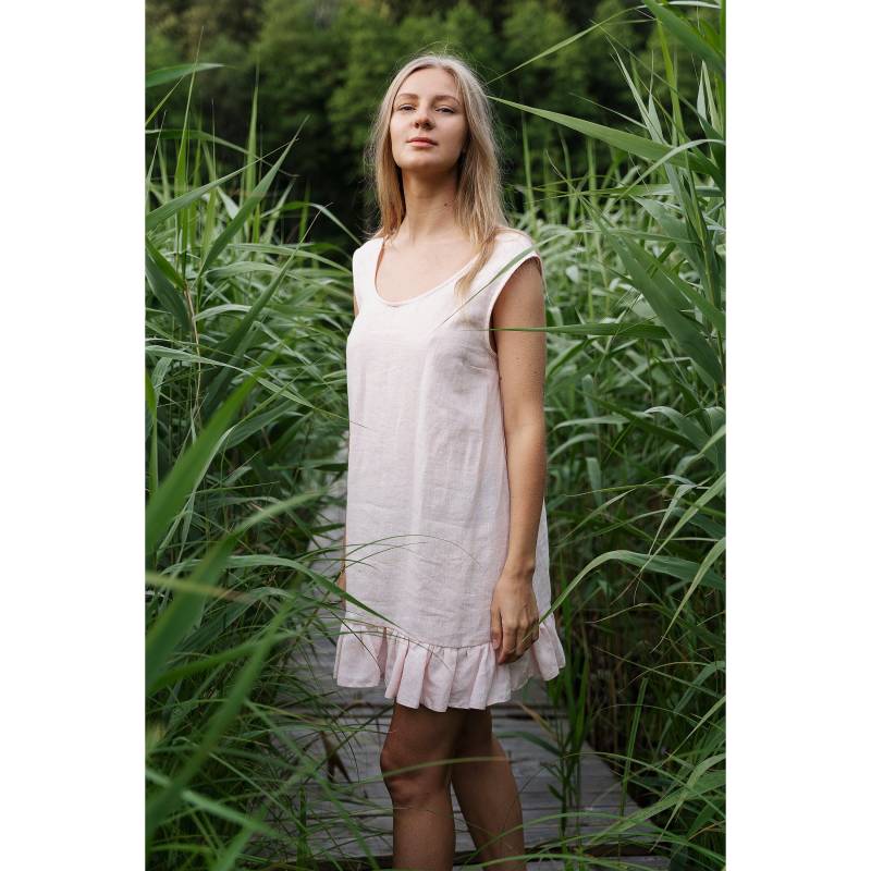 Handgefertigtes Ärmelloses Leinenkleid Leichter Rüschensaum Handgefertigtes Ärmelloses Leinenkleid Leichter Rüschensaum von MyLinenSoul