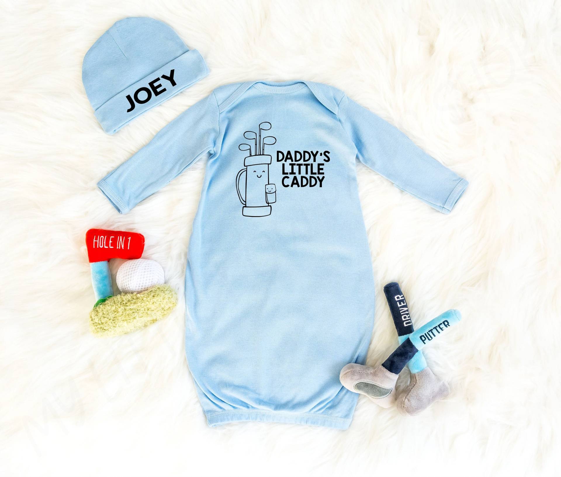 Papas Kleiner Caddie Outfit - Baby Boy Golf Pyjama Beanie Mit Namen Babyausstattung Set Shower Geschenk von MyLittleBowPeepsShop