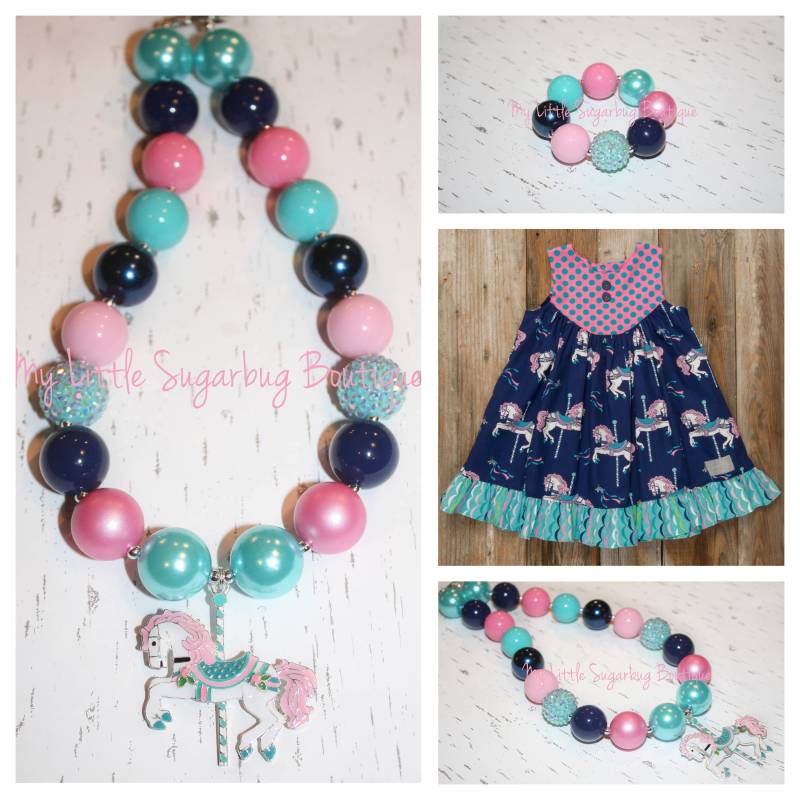 Country Karussell Chunky Halskette-M2M Eleanor Rose-Karussell Pferd Halskette-Karussell Halskette-Bubblegum Halskette-Baby-Kleinkind-Mädchen von MyLittleSugarbugBtq