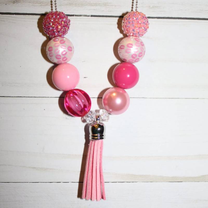 Kiss Me Quaste Halskette-Hot Pink Und Hellrosa Quaste-M2M Arya Grace-M2M Hot Pink-Baby-Kleinkind-Mädchen-Frauen von MyLittleSugarbugBtq