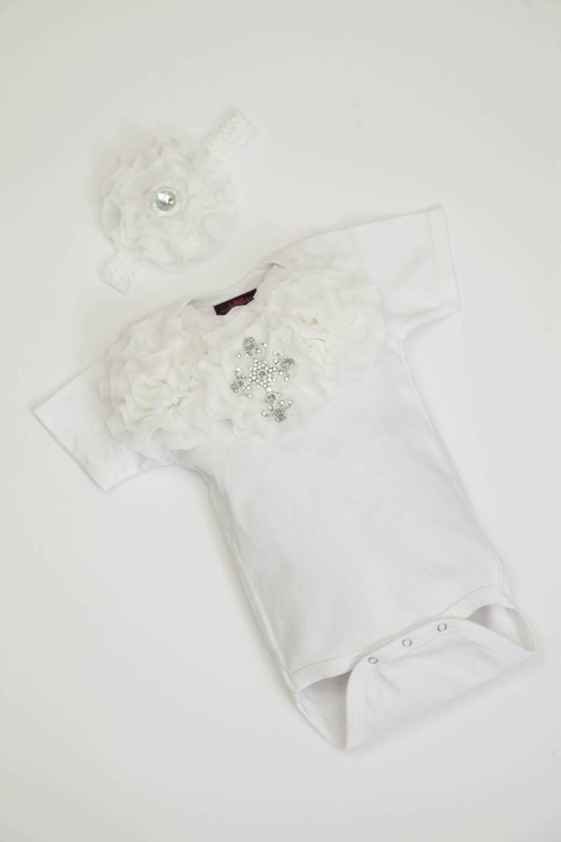 Baby-Mädchen Weiß Chiffon Body Mit Strass Kreuz Stirnband von MyLolliflopsLLC