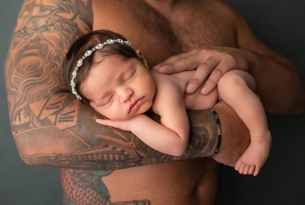 Baby Mädchen Strass Stirnband Neugeborene Mit Bindeband von MyLolliflopsLLC