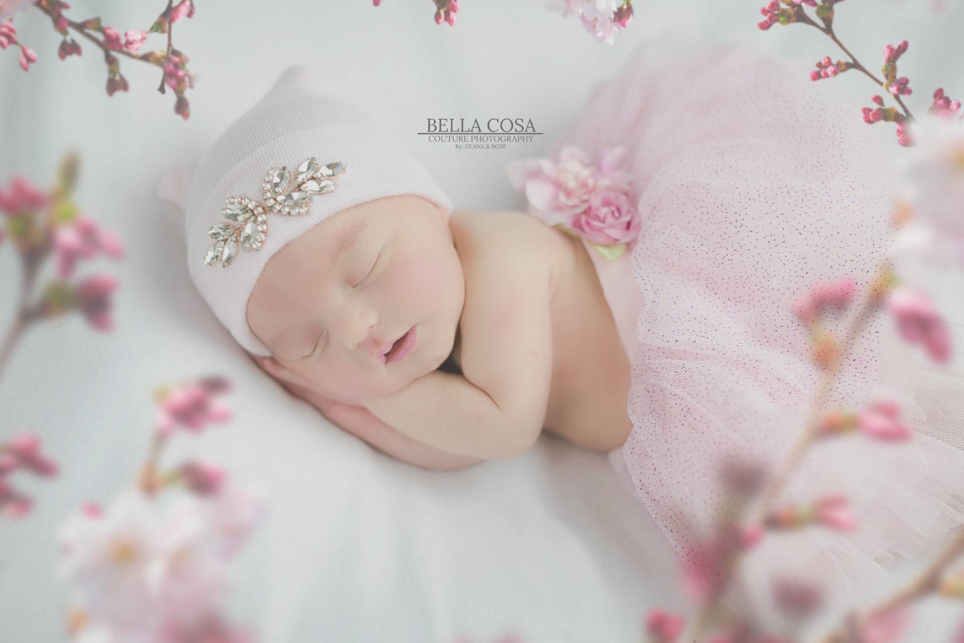 Neugeborenen Mädchen Krankenhaus Baby Mütze Strass Und Socken Set Neugeborene Girl von MyLolliflopsLLC