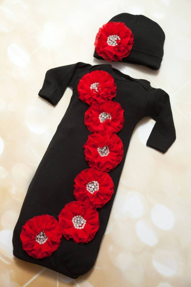 Urlaub Baby Kleid Set Schwarzes Kleid, Rote Chiffon Strass Blumen von MyLolliflopsLLC