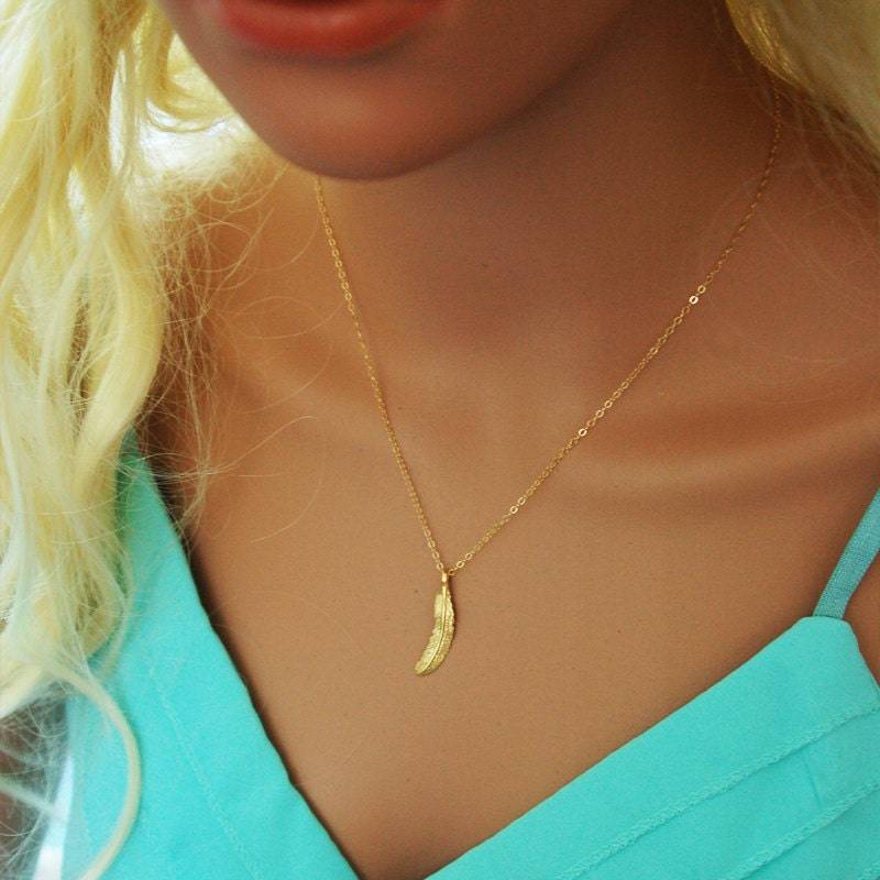 Feder Halskette, Goldene Zierliche Alltägliche Geschenk Für Sie, Brautjungfer von MyLoveJuly