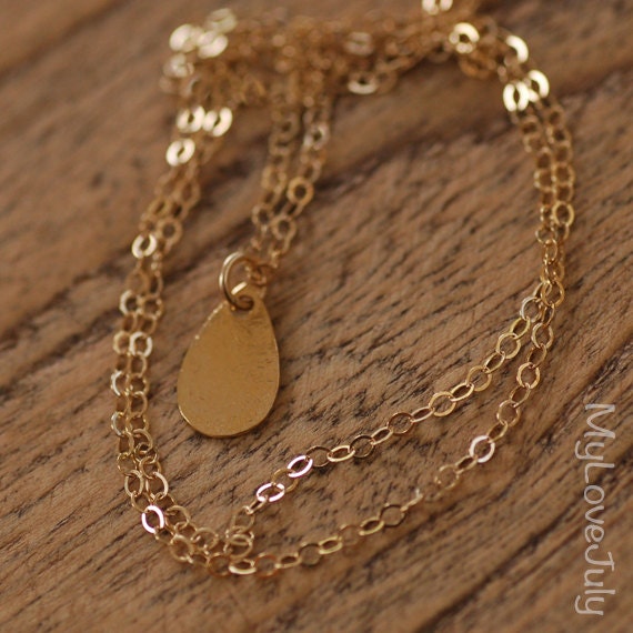Gold Halskette, Tropfen Alltäglichen Winzigen Goldtropfen Winzige Anhänger Brautjungfer Charme Hochzeit, Hochzeitsfeier von MyLoveJuly