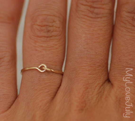 Goldring, Gold Filled Ring, Eternity Simple Geschenk Für Sie, Brautgeschenk, Jahrestag Dünner Gold - Oder Silberring von MyLoveJuly