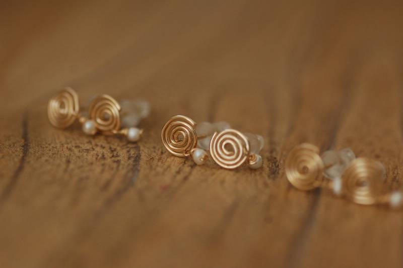 Spiral Gold Ohrstecker, Unendlichkeit Silber Brautjungfern Geschenk-Set, Geschenk Für Sie, Hochzeit von MyLoveJuly