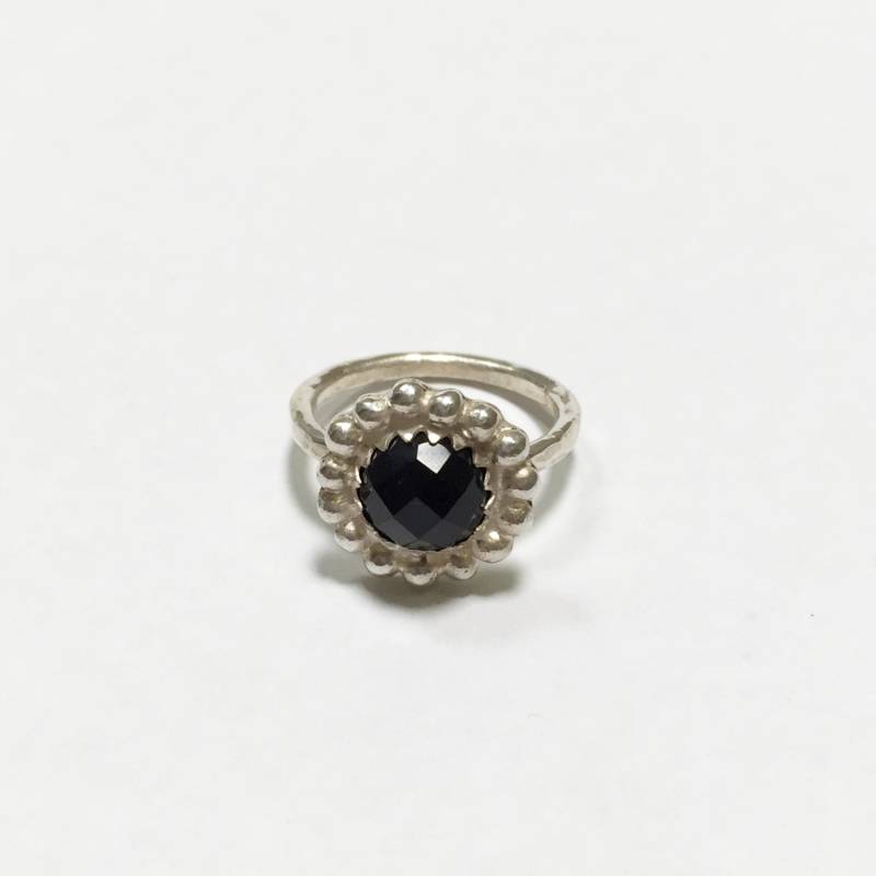 Schwarzer Onyx 925 Silberring Schachbrettschliff Gr. 6, 5 Schwarzer Onyx 925 Silberring Schachbrettschliff Gr. 6, 5 von MyLunaJewel