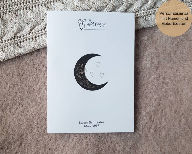 Mutterpasshülle Personalisierbar Mit Fach + Namen/Hülle Deutscher Mutterpass Schutzhülle Geschenk Schwangerschaft Mond von MyMarelle