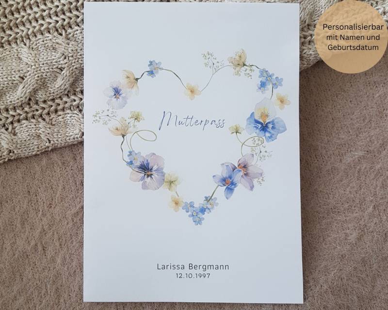 Mutterpasshülle Personalisierbar Mit Fach + Namen/Hülle Deutscher Mutterpass Schutzhülle Schutzumschlag Blumenherz von MyMarelle