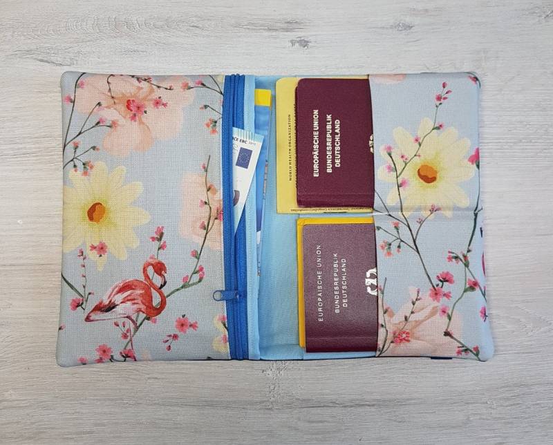 Reisepasshülle Familie/Impfpasshülle Reiseetui Taschenorganizer Kunstleder Canvas Flamingo Blumen von MyMarelle