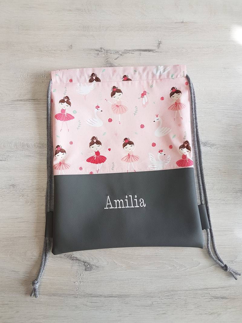 Turnbeutel Personalisiert Mit Namen/Kinderturnbeutel Kindergartenturnbeutel Rucksack Baumwolle Kunstleder Ballerina Rosa Grau von MyMarelle