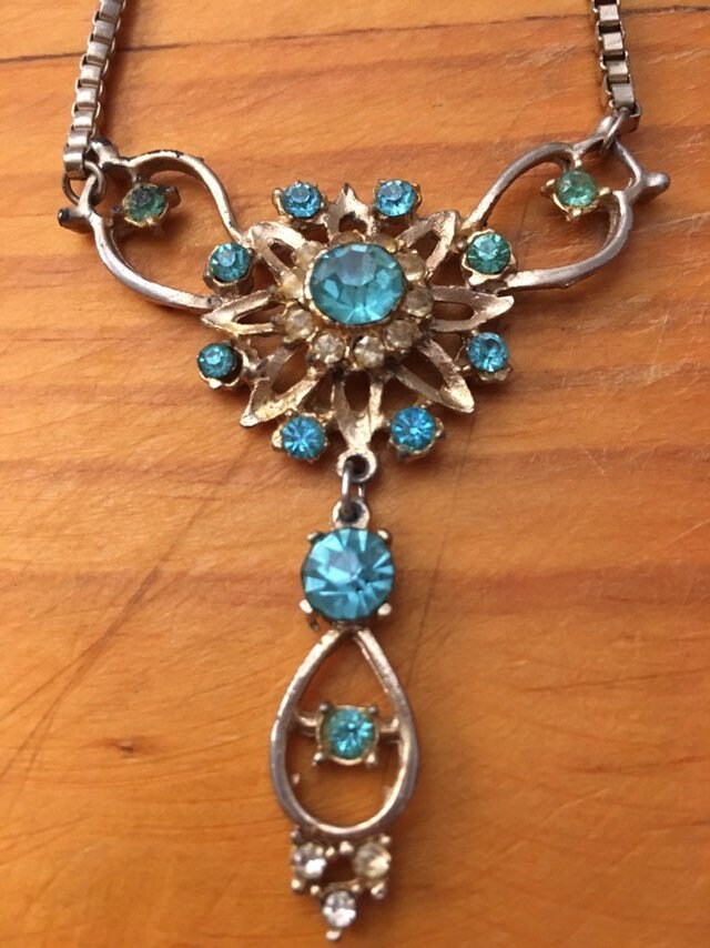 1950Er Jahre Topas & Gold Strass Halskette 1950Er Jahre Topas & Gold Strass Halskette von MyMissyPetunia