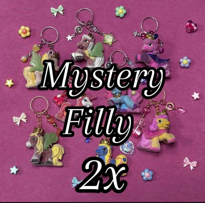2x Handgemachte Vintage Filly Schlüsselanhänger | Überraschungs Edition von MyMoonlightAtelier