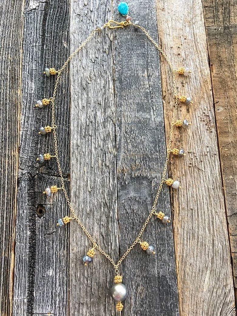 Schwarze Tahitiperlen-Halskette | Labradorit Türkis 24K Vergoldung Boho Edelstein von MyPeaceAndLove