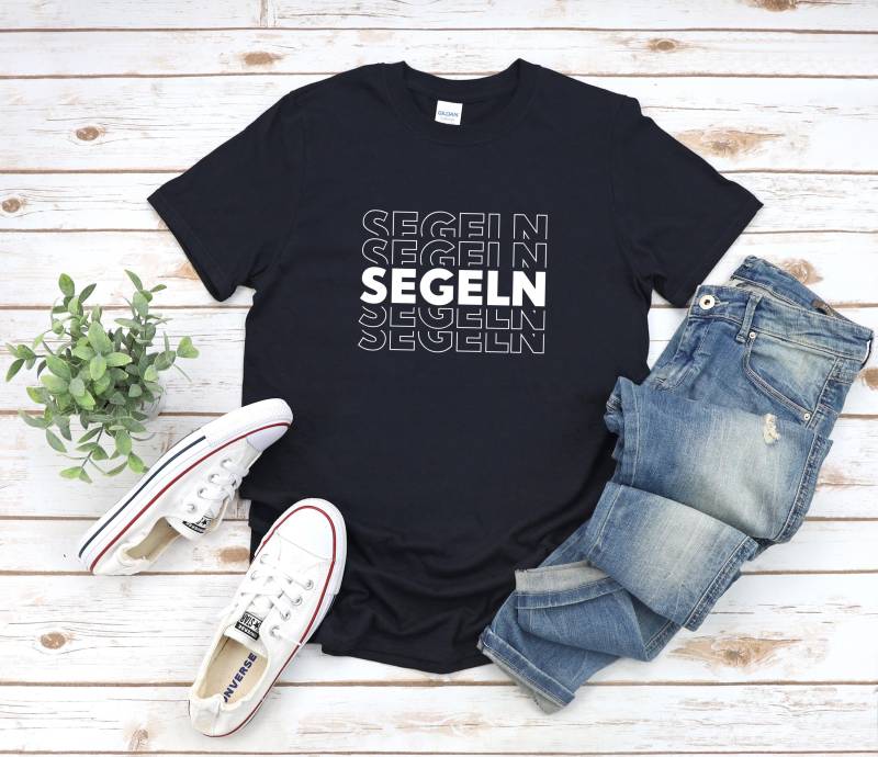 Segeln T-Shirt, T-Shirt Für Segelfan, Geschenk Segler, Weihnachtsgeschenk Segeln, Trainingsshirt, Segeltörn Kleidung von MyPrintedGifts