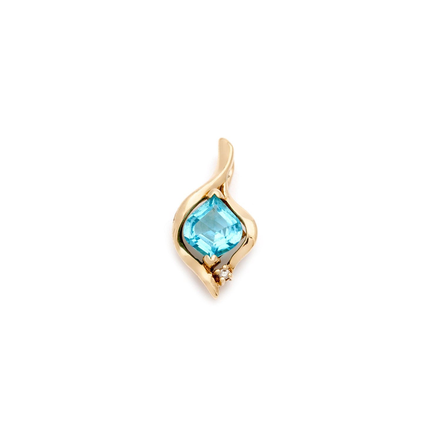 14K Gold Blautopas Und Diamant Tropfen Anhänger von MyRubyTuesday