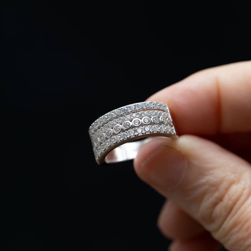 Silber Halb Eternity Stapelring Band Größe 7, 25 von MyRubyTuesday