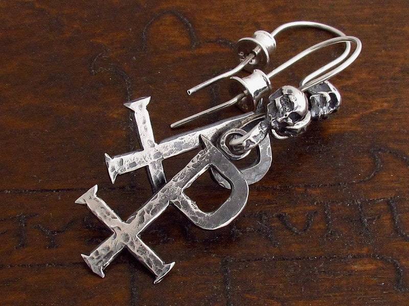 Mysacrum Staurogramm Ohrringe-Silber 925 von MySacrum