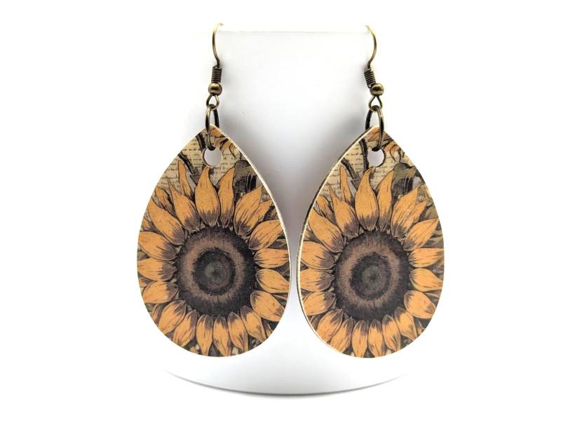 Handgemachte Sonnenblume Teardrop Holzohrringe - Sommer Blumen Decoupage Schmuck Leichtes Boho Geschenk Für Sie Rustikale Ohrringe von MySassyDecoupage