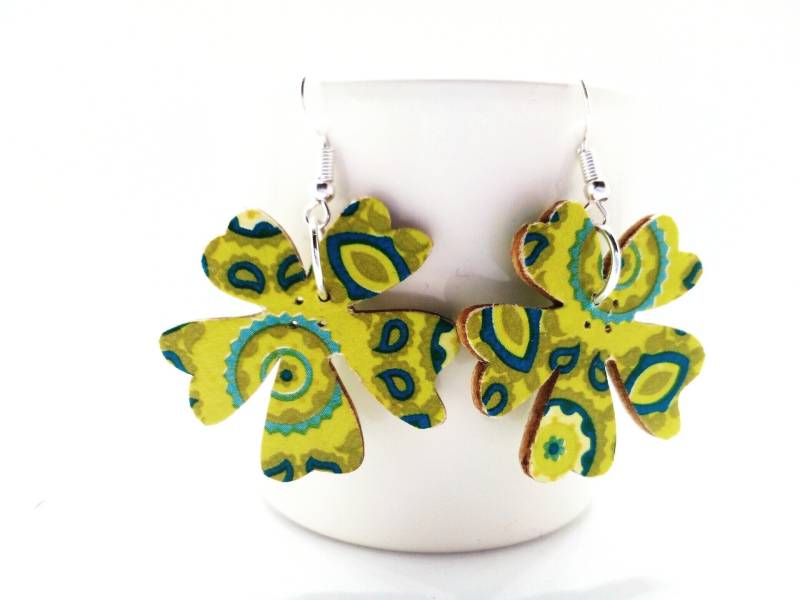 Vier Blatt Klee Ohrringe - Kleeblatt Schmuck Handarbeit Aus Holz Serviettentechnik Glück Symbol Ohrring Glücksbringer Geschenk Nettes Für Sie von MySassyDecoupage