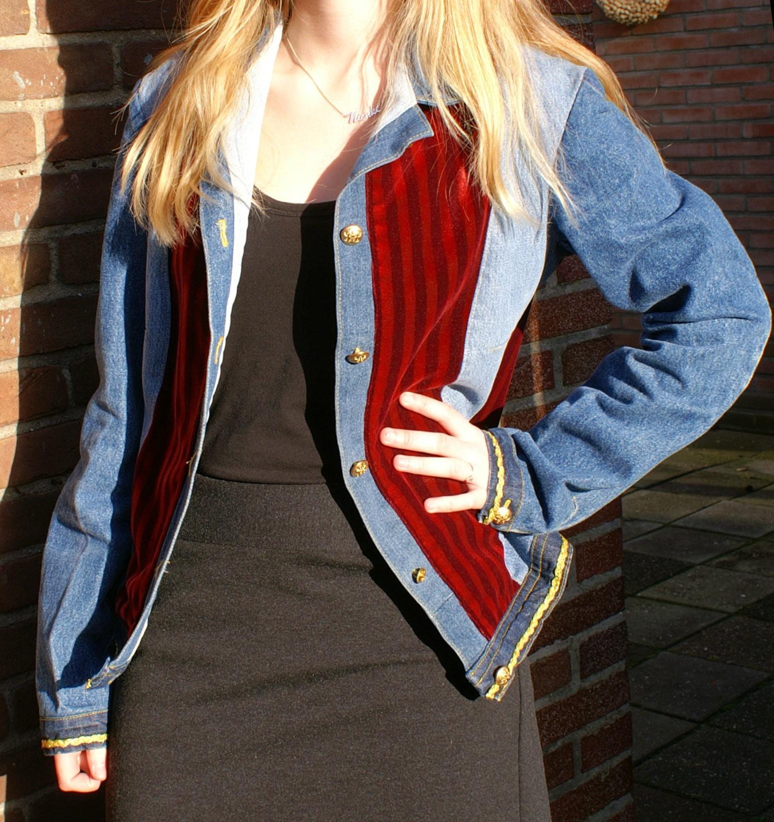 Jacke, Aus Jeans Und Samt Mit Goldenem Band, M/L Jacke, Aus Jeans Und Samt Mit Goldenem Band, M/L von MySecretHistory