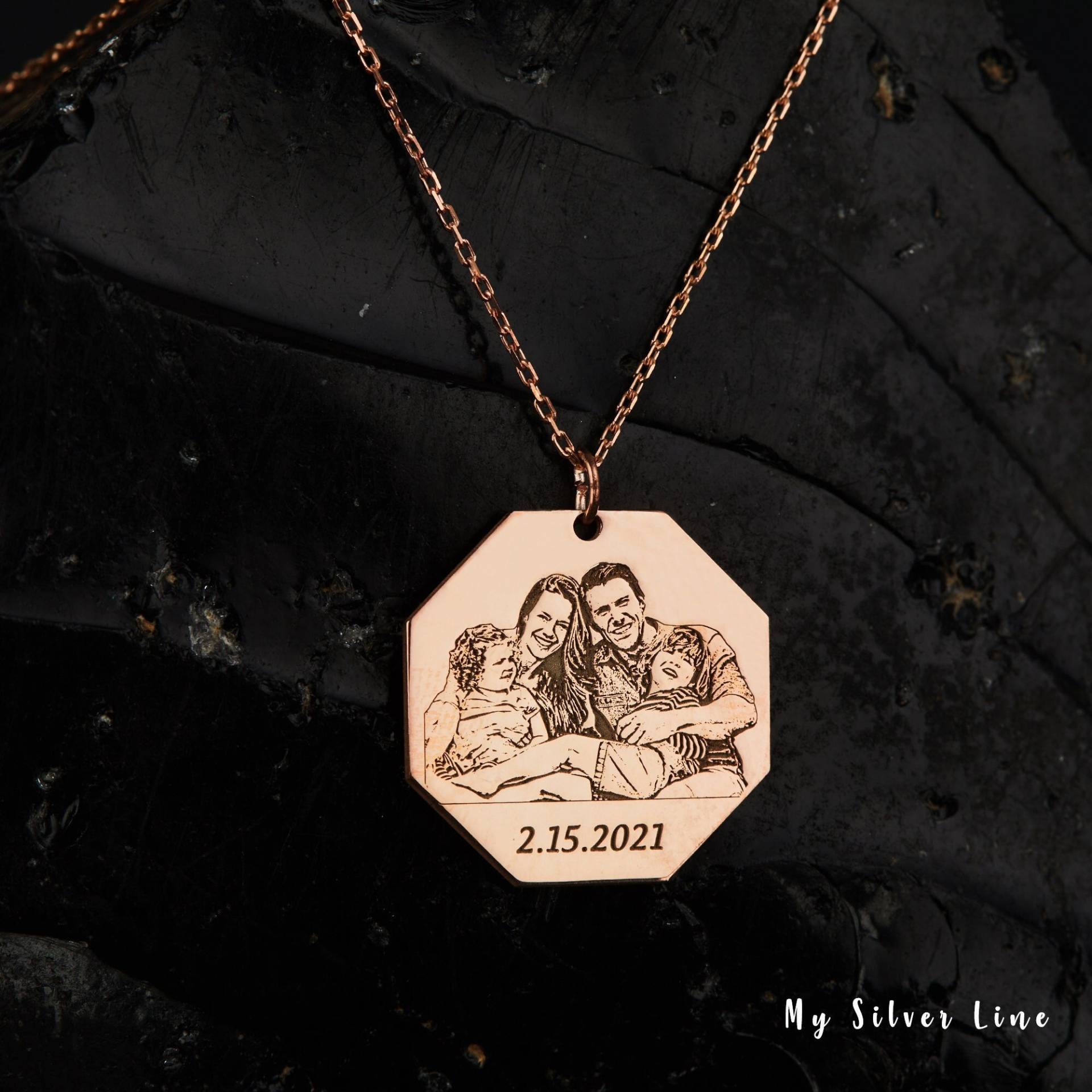 Gravur Foto Halskette, Sterling Silber Familienanhänger, Gravierter Schmuck, Geschenk Für Sie, Erinnerungsanhänger Geschenk, Erinnerungshalskette von MySilverLine