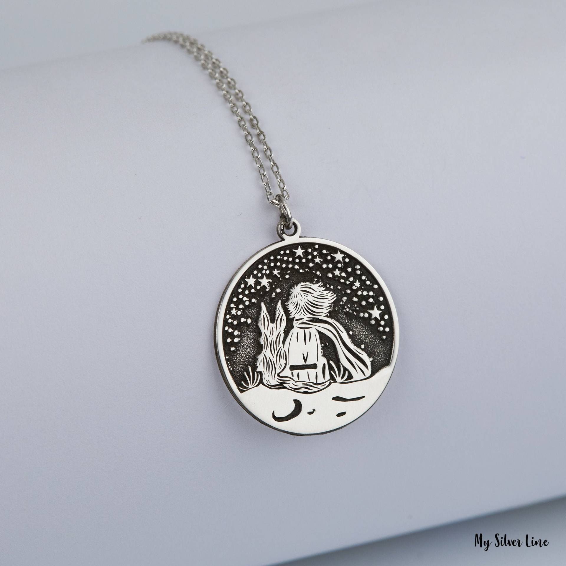 Prinz Halskette Mit Dem Fuchs, Sterling Silber Schmuck, Geschenk Für Sie, Buchliebhaber Geschenk, Fantasy Charakter Halskette, Surrealer Schmuck von MySilverLine