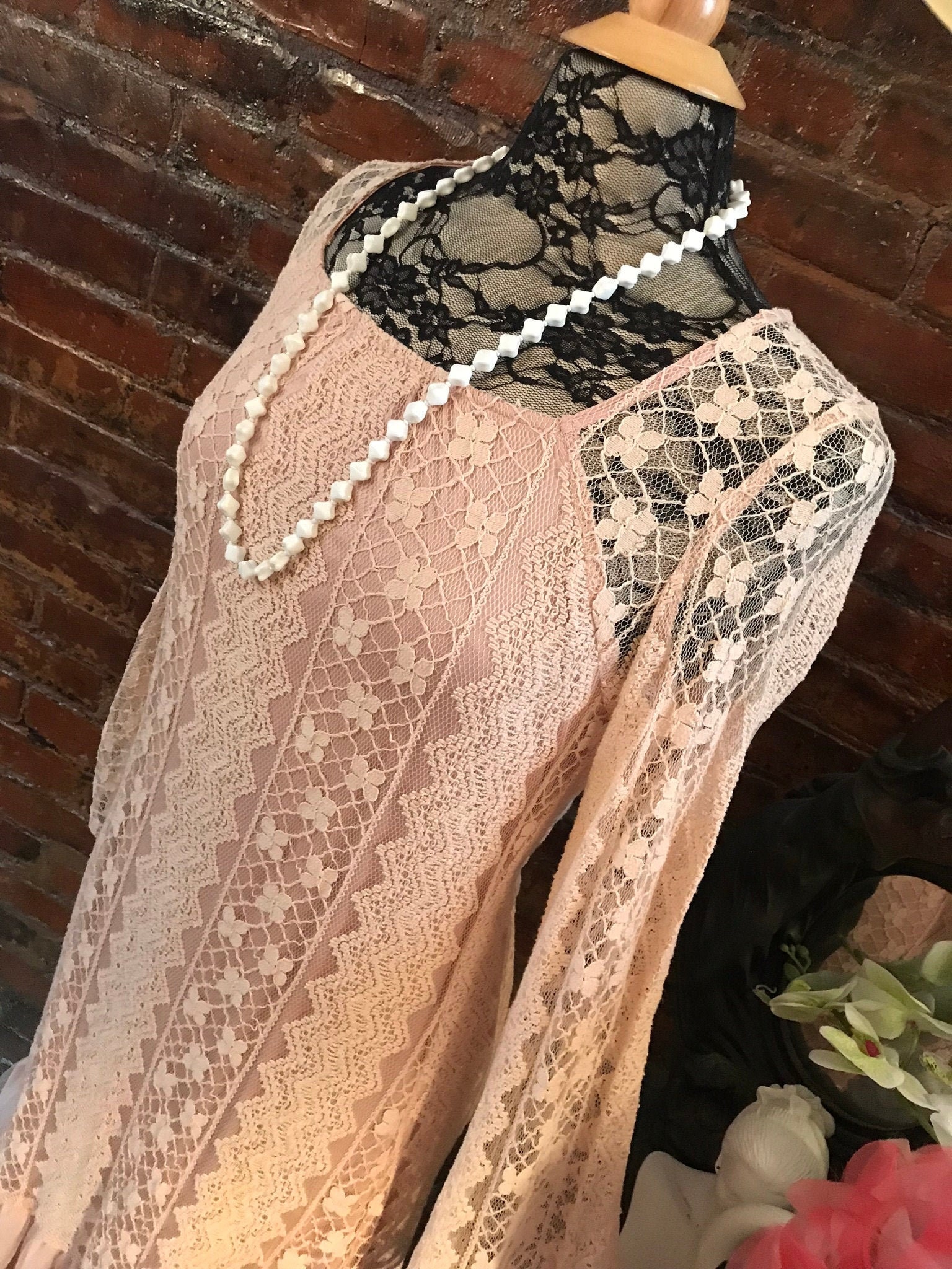 Art Moderne Quadrat Milchglas Antik Perlenkette von MySoulRepair