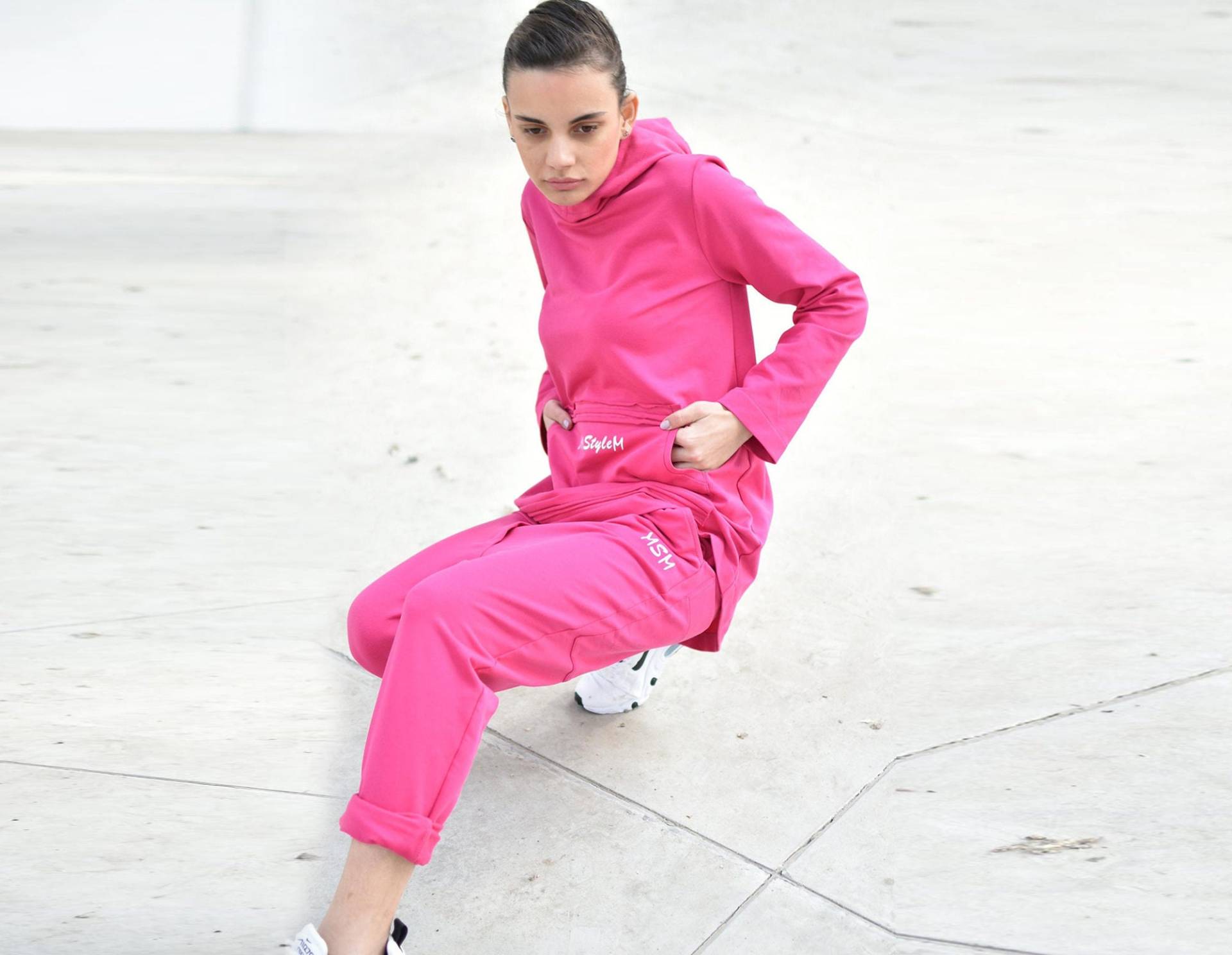 Hot Pink Outfit, 2Er Set, Streetwear Damen Sweatsuit, Hoodie, Drop Crotch Hose, Back To School, Sporthose, Frauen Activewear von MyStyleM