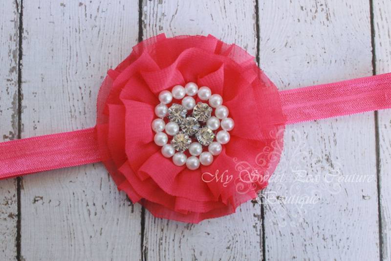 Hot Pink Rüschen Blumen Haarband Mit Perlen & Strass Stirnband Baby Geschenk von MySweetPeaCouture