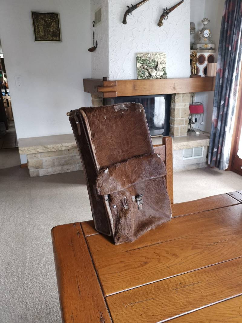 Schweizer Armee Vintage 40Er Jahre Strapazierfähiger, Handgefertigter Rindslederrucksack Aus Der Schweiz in Obfelden von MySwissFinds