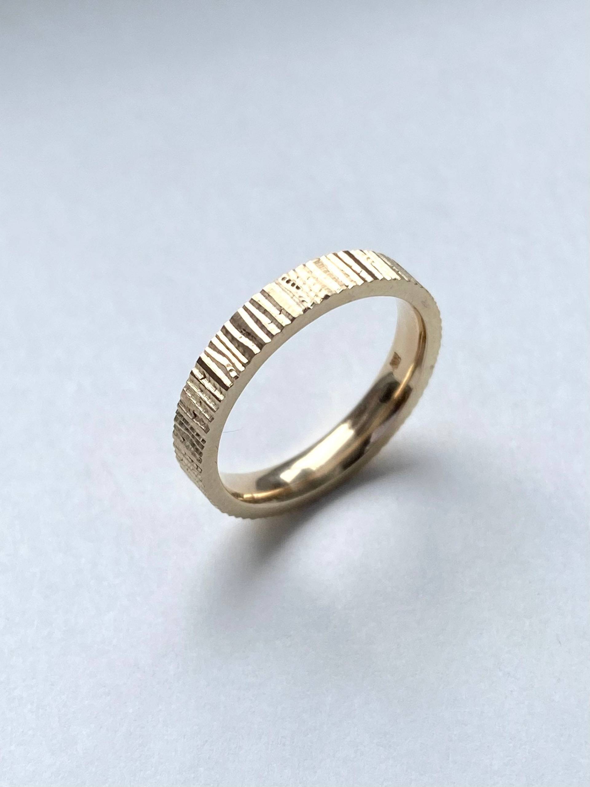 Ringschiene Aus Massivem Gold, 14K Solid Gold Bark Design Ring, Damen Eheringe, Handgemachter Stapelbarer von MyTreasureGem