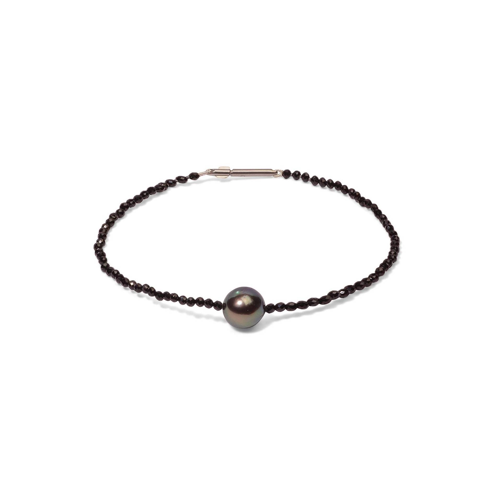 Perlenarmband Mit Tahiti Und Spinell Perlenarmband Mit Tahiti Und Spinell von MyVallee