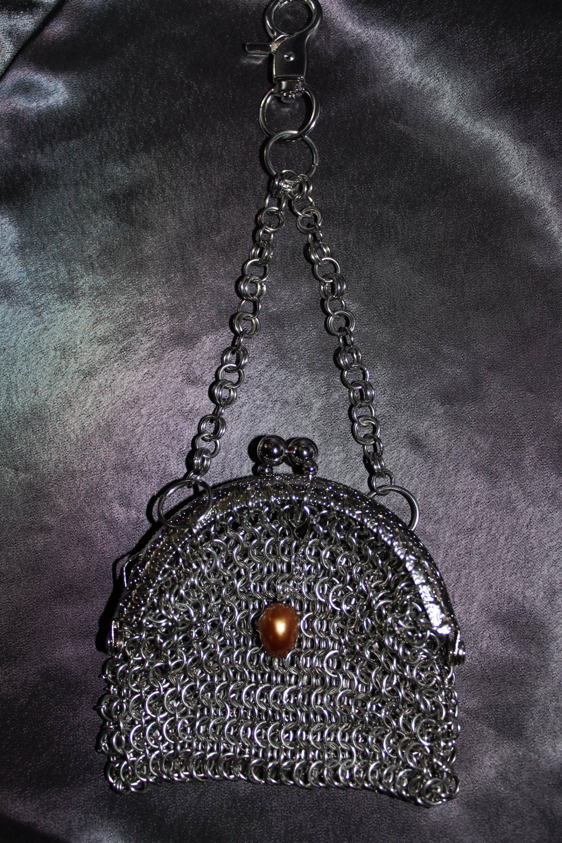 Handgemachter Chainmaille Geldbeutel Handgemachter Chainmaille Geldbeutel von MyVelvetVoid