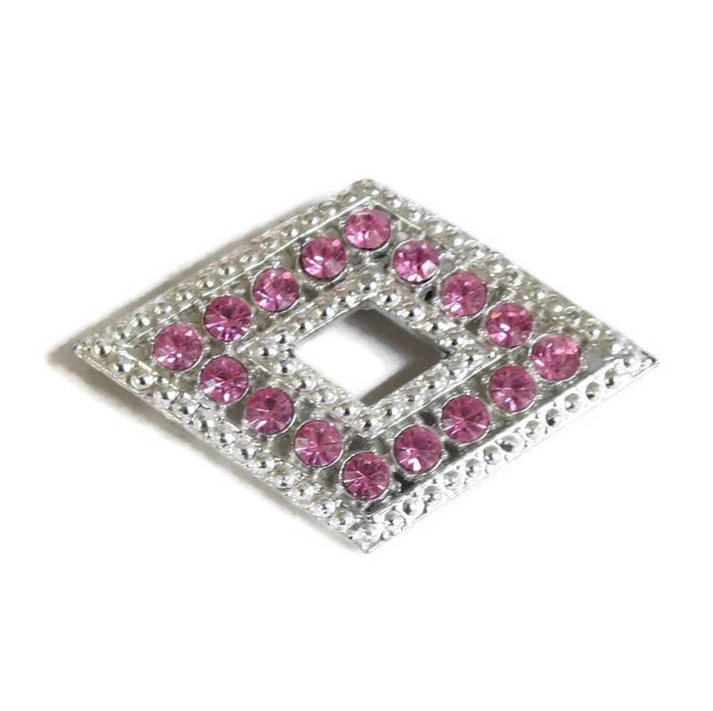 Rosa Strass Silber Ton Diamant Form Brosche Vintage Mid Century Rosa Strass Silber Ton Diamant Form Brosche Vintage Mid Century von MyVintageJewels