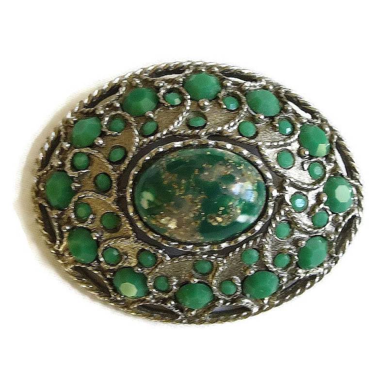 Vintage Grün & Gold Folien Brosche Mit Opaken Grünen Strasssteinen von MyVintageJewels