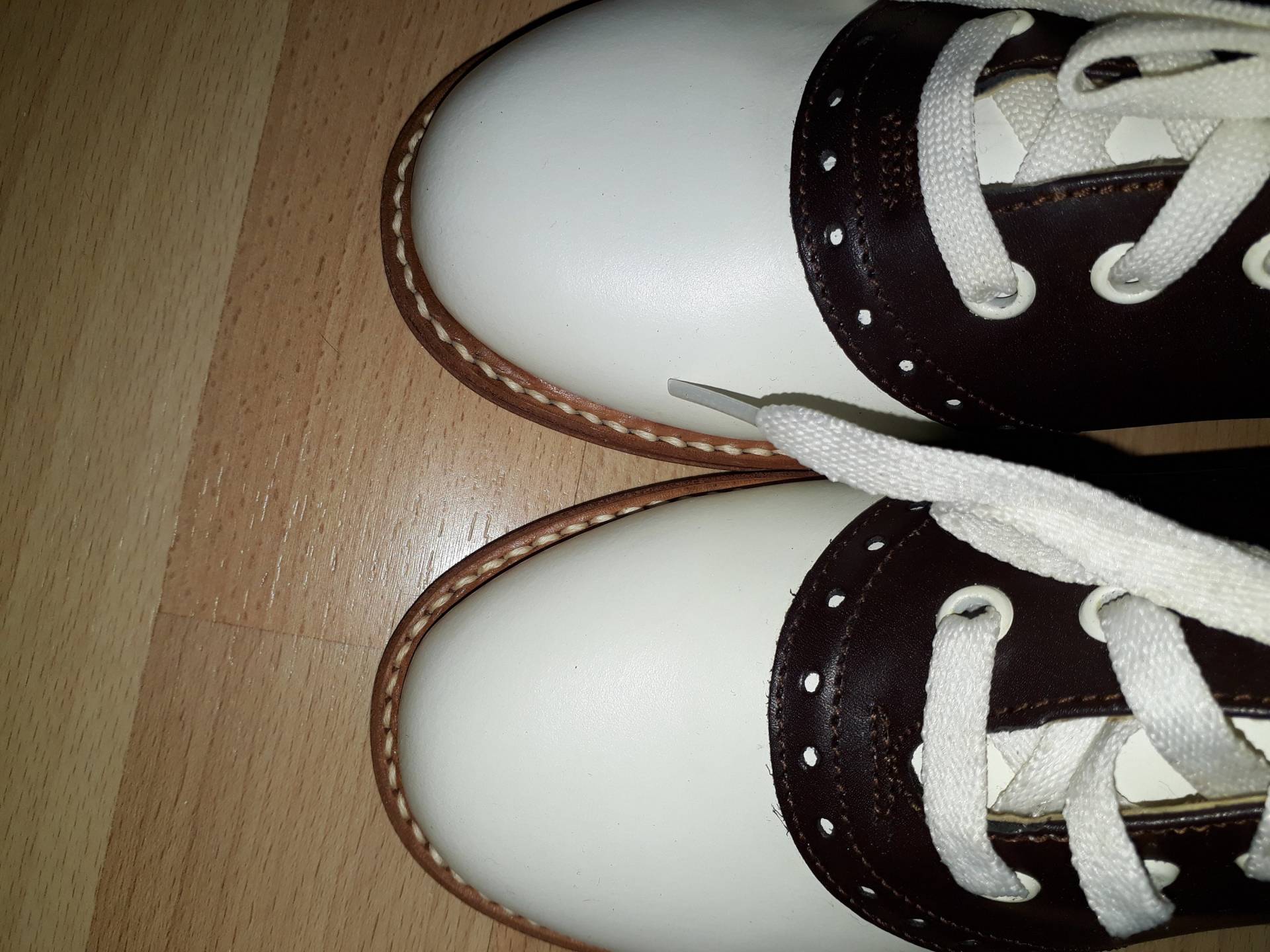 50Er Jahre Repro Saddle Shoes Schuhe Rockabilly 50Er Jahre Repro Saddle Shoes Schuhe Rockabilly von MyVintageKreationen