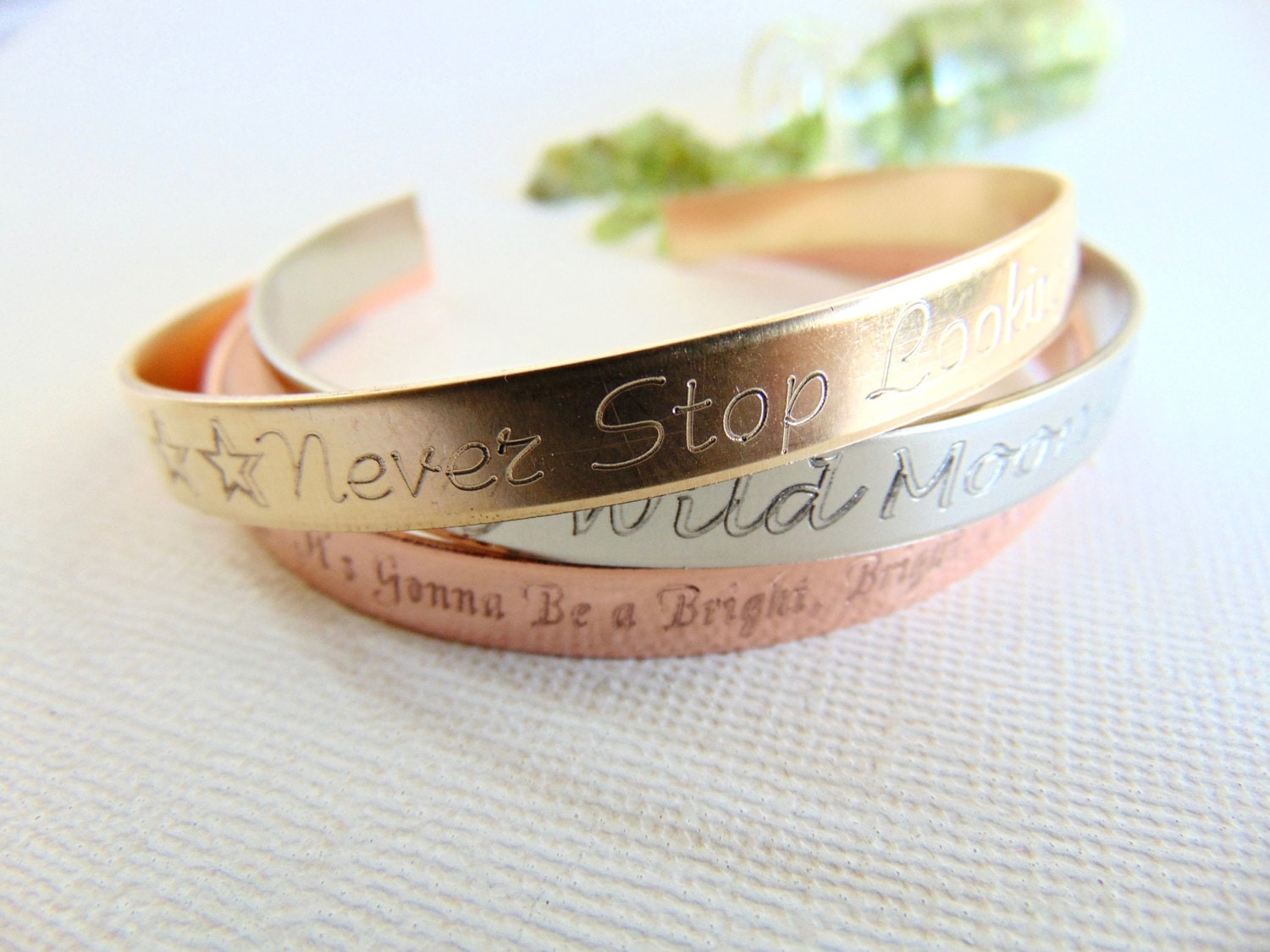 Armband Mit Gravur, Armreif Stapelbar, Wunschgravur, Personalisiert, Geschenk Yoga Armband Mit Gravur, Armreif Stapelbar, Wunschgravur, Personalisiert, Geschenk Yoga von MyWhys