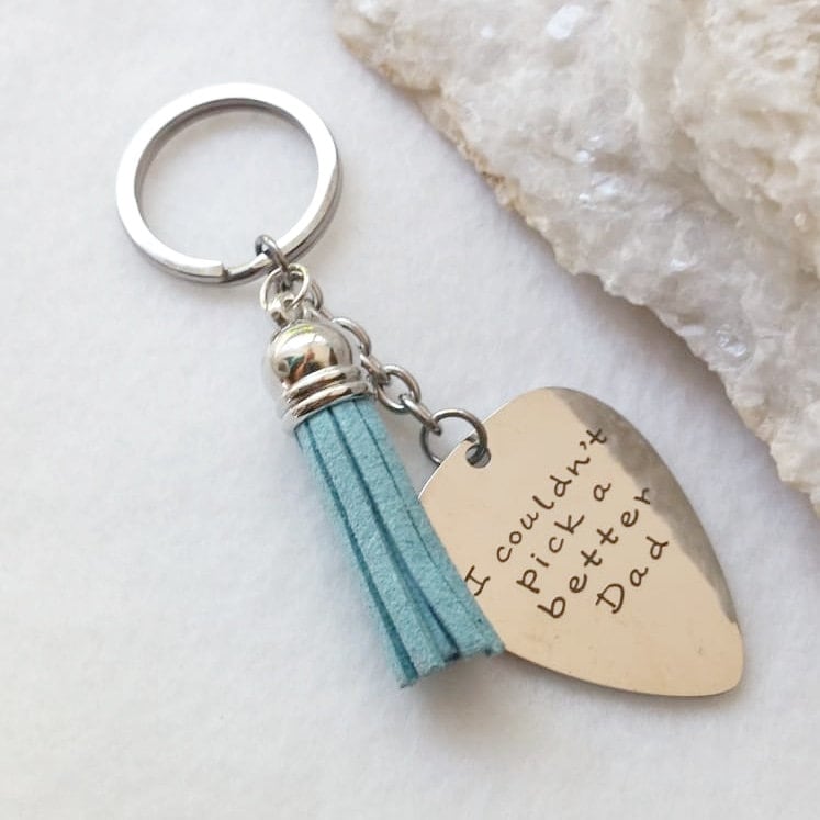 Geschenk Für Den Vatertag, Ich Könnte Keinen Besseren Vater Wählen Schlüsselanhänger Mit Gravur, Silbernes Plektrum Nachricht, Unter 15 Geschenk Für Den Vatertag, Ich Könnte Keinen Besseren Vater Wählen Schlüsselanhänger Mit Gravur, Silbernes Plektrum Nachricht, Unter 15 von MyWhys